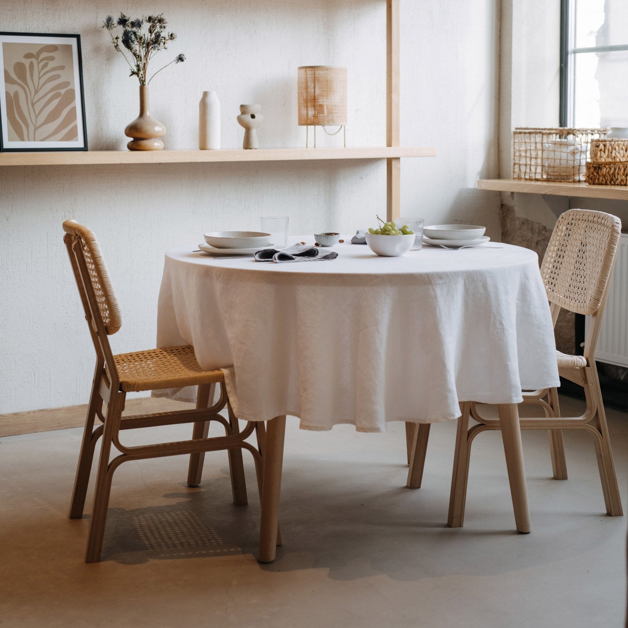 White Lightweight Linen Round Tablecloth